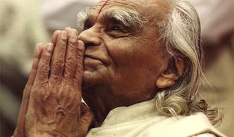 Открытый урок, посвященный Дню рождения Гуруджи Шри Б.К.С. Айенгара и 20-летию Центра